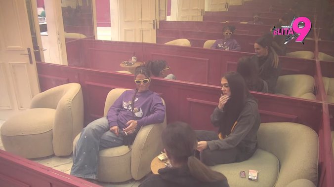 POČEO DA SE ZALJUBLJUJE, PA ZBRISAO: Kačavenda o Janjuševim EMOCIJAMA 🧐