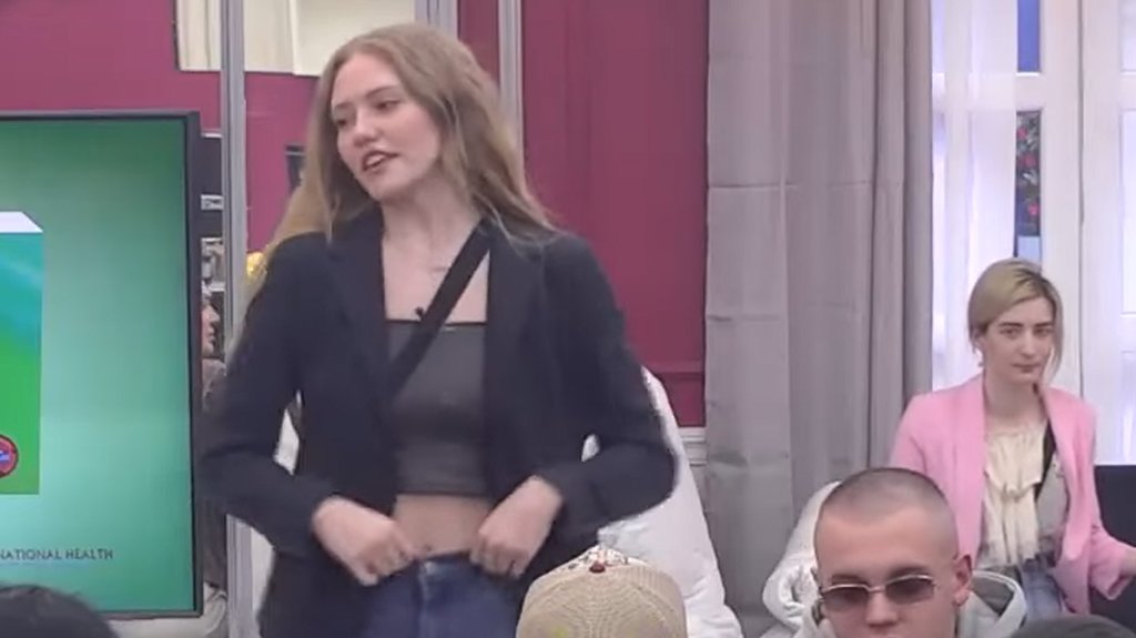 Rada ISKRENA PREMA TOŠI  😁 ON je UKRAO moje ❤️