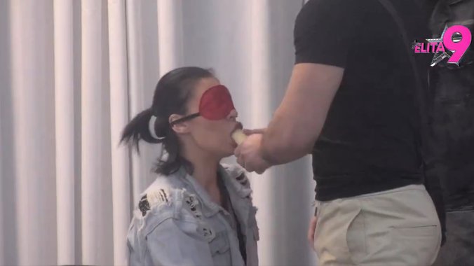 MINA VRBAŠKI pokazala da UME sa BANANOM 🍌😉 (VIDEO 🎥)