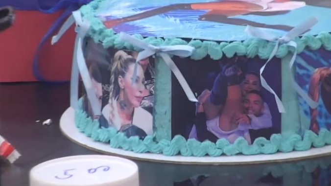 Drugari Aneli i Anđelo DOBILI VIŠE POKLONA nego Anita i Luka za MESEČNICU 😅 Luka izgoreo 🤯